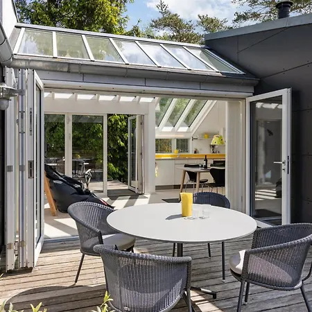 Muriel - 150m From The Sea By Interhome *